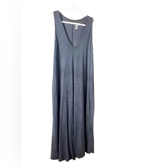 NATURAL LIFE Pants - Natural Life Knit V-Neck Jumpsuit One Size in Navy